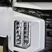 5569 令和7年式 三菱デリカ D:5 CHAMONIX 4WD 2,300cc (ディーゼル車)  8人乗り 10km (車検R10年6月)のサムネイル