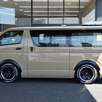 3687　オリジナルキャンピングカー　平成29年式 ハイエース DX　2WD 2,000cc (ガソリン車) 5人乗車 1.3万kmのサムネイル