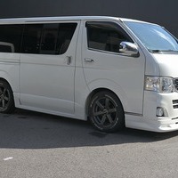 5760.平成25年式 ハイエース スーパーGL 2WD 3,000cc ディーゼル車 走行11万キロ 検査1年付きのサムネイル