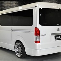 5133  ハイエース ワゴンGL  2WD 2,700CC ガソリン車 3ナンバー 10人乗り　L字ベットキット架装のサムネイル