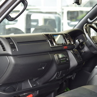 5774　令和3年式　ハイエース　スーパーGL　ダークプライムⅡ　4WD　2800cc　ディーゼル車　5人乗り　4.6万kmのサムネイル