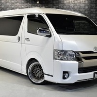 5725 平成31年式 ハイエース スーパーGL ダークプライムⅡ 2WD 2,800cc (ディーゼル車) 2/5人乗車 6.4万km 車検令和8年4月15日のサムネイル