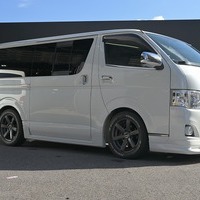 5760.平成25年式 ハイエース スーパーGL 2WD 3,000cc ディーゼル車 走行11万キロ 検査1年付きのサムネイル