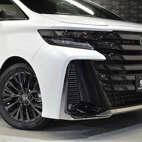 5787 令和6年式 ヴェルファイア ハイブリッド Z プレミア ガソリン+ハイブリット電子CVT 4WD 2,500cc 7人乗車 0.5万km 車検令和9年8月22日のサムネイル