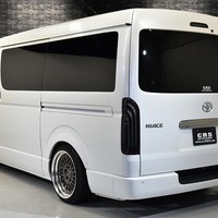 5725 平成31年式 ハイエース スーパーGL ダークプライムⅡ 2WD 2,800cc (ディーゼル車) 2/5人乗車 6.4万km 車検令和8年4月15日のサムネイル