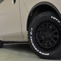 5769 令和6年式　キャラバン 50周年アニバーサリー GRANDプレミアム GX 4WD 2,400cc(ディーゼル車) 2/5人乗車 2.2万km 車検令和8年4月11日のサムネイル