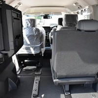 5572.令和7年式 デリカD:5 シャモニー 4WD 2,300㏄ ディーゼル車 走行12キロ 車検令和10年6月のサムネイル