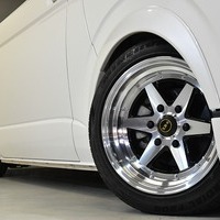 5623 令和3年式 ハイエース スーパーGL ダークプライムⅡ 2WD 2,700cc (ガソリン車) 2/5人乗車 2.3万kmのサムネイル