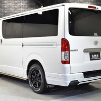 5753 平成30年式 ハイエース スーパーGL ダークプライム 2WD 2,800cc (ディーゼル車) 2/5人乗車 7.0万kmのサムネイル