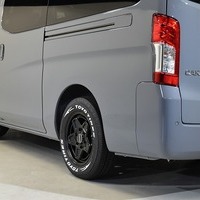 5630 令和7年式 登録済未使用車 日産 キャラバン GRANDプレミアム GX 2WD 2,000cc(ガソリン車) 2/5人乗車 10km 車検令和9年6月23日のサムネイル