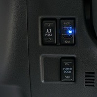 4855.令和7年式 キャラバン グランドプレミアムGX 2WD 2,400cc ディーゼル車 走行29キロ 新車未登録のサムネイル