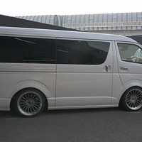 5728.令和6年式 ハイエース スーパーGL ダークプライムⅡ 2WD 2,800cc ディーゼル車  走行1万キロ 検査1年付きのサムネイル
