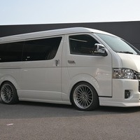 5728.令和6年式 ハイエース スーパーGL ダークプライムⅡ 2WD 2,800cc ディーゼル車  走行1万キロ 検査1年付きのサムネイル