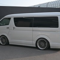 5728.令和6年式 ハイエース スーパーGL ダークプライムⅡ 2WD 2,800cc ディーゼル車  走行1万キロ 検査1年付きのサムネイル