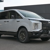 5572.令和7年式 デリカD:5 シャモニー 4WD 2,300㏄ ディーゼル車 走行12キロ 車検令和10年6月のサムネイル