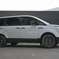 5572.令和7年式 デリカD:5 シャモニー 4WD 2,300㏄ ディーゼル車 走行12キロ 車検令和10年6月のサムネイル