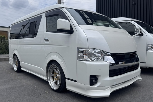 S.A.D CUSTOM U.S.A | 21年目の200系ハイエースをガチイジりする