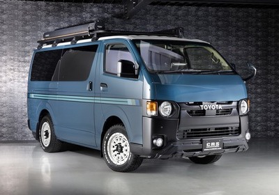 HIACE S-GL COMPLETE「ATTICS8」アティックス8 バン　8ナンバー　5人乗り