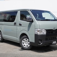 5891 令和7年式 ハイエース スーパーGL 2WD 2,000cc (ガソリン) 2/5人乗車 0.3万kmのサムネイル