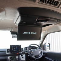 5891 令和7年式 ハイエース スーパーGL 2WD 2,000cc (ガソリン) 2/5人乗車 0.3万kmのサムネイル