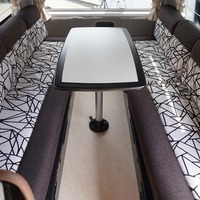 5815 【キャンピング登録車】平成27年式 ハイエース DX-GLパッケージ 2WD 3,000cc (ディーゼル) 6人乗車 3.4万kmのサムネイル