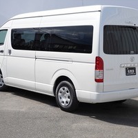5872 登録済み未使用車 令和7年式 ハイエースワゴン グランドキャビン 2WD 2700cc ガソリン車 10人乗り 8kmのサムネイル