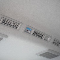 5872 登録済み未使用車 令和7年式 ハイエースワゴン グランドキャビン 2WD 2700cc ガソリン車 10人乗り 8kmのサムネイル