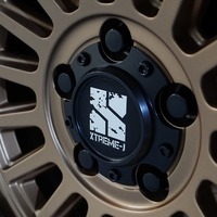 5582 令和7年式 三菱デリカ D:5 CHAMONIX 4WD 2,300cc (ディーゼル車)  8人乗り 18km 車検令和10年7月23日のサムネイル