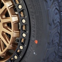 5582 令和7年式 三菱デリカ D:5 CHAMONIX 4WD 2,300cc (ディーゼル車)  8人乗り 18km 車検令和10年7月23日のサムネイル