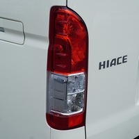 5834　令和4年式　ハイエース　DX　2WD　2000cc　ガソリン車　6人乗り　4.4万kmのサムネイル
