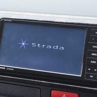 5833　令和1年式　ハイエース　スーパーGL　ダークプライムⅡ　2WD　2000cc　ガソリン車　5人乗り　4.2万kmのサムネイル