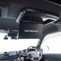 5833　令和1年式　ハイエース　スーパーGL　ダークプライムⅡ　2WD　2000cc　ガソリン車　5人乗り　4.2万kmのサムネイル