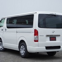 5804　令和7年式　ハイエース　スーパーGL　ダークプライムⅡ　2WD　2000cc　ガソリン車　5人乗り　35kmのサムネイル