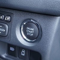 令和7年式　ハイエース　ワゴン　グランドキャビン　2WD　2700cc　ガソリン車　10人乗り　3ナンバー　5kmのサムネイル