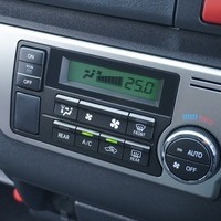 令和7年式　ハイエース　ワゴン　グランドキャビン　2WD　2700cc　ガソリン車　10人乗り　3ナンバー　5kmのサムネイル