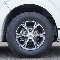 令和7年式　ハイエース　ワゴン　グランドキャビン　2WD　2700cc　ガソリン車　10人乗り　3ナンバー　5kmのサムネイル
