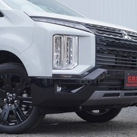 5571　令和7年式　デリカD:5　CHAMONIX　4WD　2300cc　ディーゼル車　8人乗り　ステップ無　10kmのサムネイル