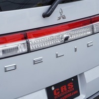 5571　令和7年式　デリカD:5　CHAMONIX　4WD　2300cc　ディーゼル車　8人乗り　ステップ無　10kmのサムネイル