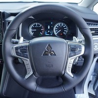 5571　令和7年式　デリカD:5　CHAMONIX　4WD　2300cc　ディーゼル車　8人乗り　ステップ無　10kmのサムネイル