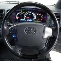 5798 令和1年式 ハイエース スーパーGL ダークプライムⅡ 2WD 2,000cc (ガソリン車) 2/5人乗車 9.6万kmのサムネイル