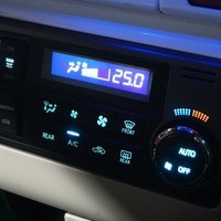 5785 令和1年式 ハイエース スーパーGL ダークプライムⅡ 2WD 2,000cc (ガソリン車) 2/5人乗車 6.2万km 車検令和8年7月7日のサムネイル