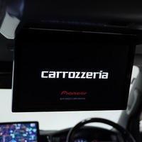 5879 平成30年式 ハイエース スーパーGL ダークプライム 2WD 2,000cc (ガソリン車) 8人乗車 5.9万km 令和8年3月18日のサムネイル