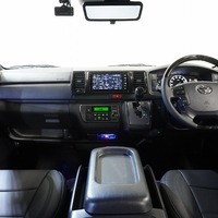 5896 令和2年式 ハイエース スーパーGL ダークプライムⅡ 2WD 2,800cc (ディーゼル車) 2/5人乗車 2.4万kmのサムネイル