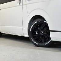 5823 令和7年式 ハイエース スーパーGL ダークプライムS 2WD 2,800cc (ディーゼル車)  2/5人乗車  15kmのサムネイル