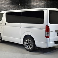 5859 令和6年式 ハイエース スーパーGL ダークプライムⅡ 2WD 2,000cc (ガソリン車)  2/5人乗車  130km 車検令和8年7月28日のサムネイル