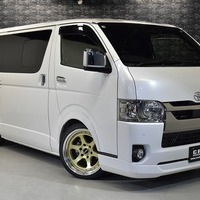 5896 令和2年式 ハイエース スーパーGL ダークプライムⅡ 2WD 2,800cc (ディーゼル車) 2/5人乗車 2.4万kmのサムネイル