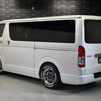 5747 ハイエース スーパーGL ダークプライムⅡ  2WD 2,000CC ガソリン車4ナンバー 2/5人乗車 CRSパッケージのサムネイル