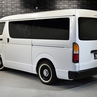 5142 ハイエース ワゴンGL  2WD 2,700CC ガソリン車 3ナンバー 10人乗り ベットキットⅣ タイプⅡ 架装のサムネイル