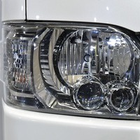 5832 令和5年式 ハイエース スーパーGL ダークプライムⅡ 2WD 2,8000cc (ディーゼル車) 2/5人乗車 5.1万kmのサムネイル