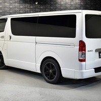 5832 令和5年式 ハイエース スーパーGL ダークプライムⅡ 2WD 2,8000cc (ディーゼル車) 2/5人乗車 5.1万kmのサムネイル